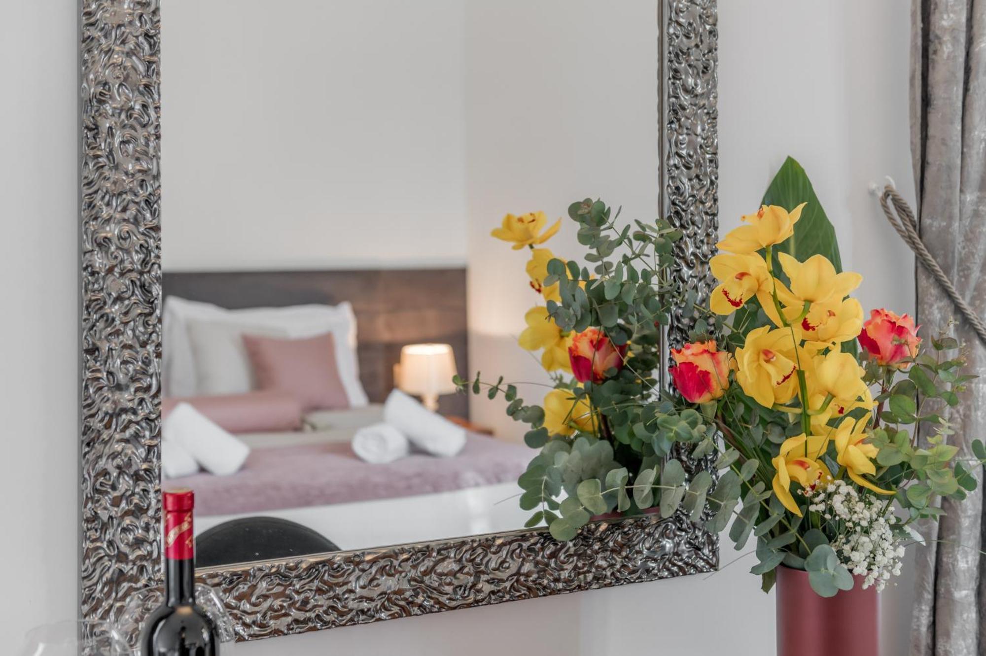 Starlight Luxury Suites Split Bagian luar foto