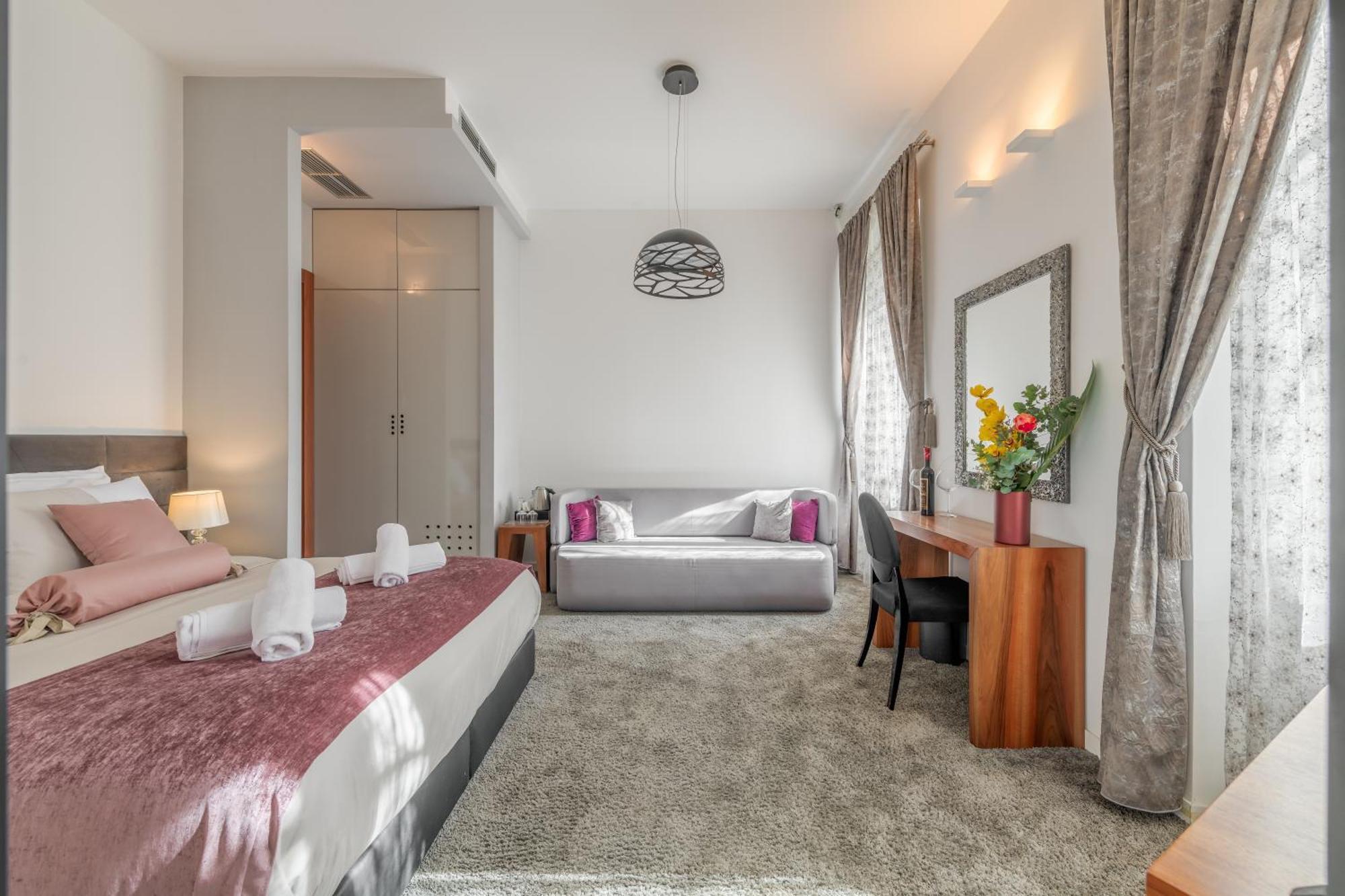Starlight Luxury Suites Split Bagian luar foto