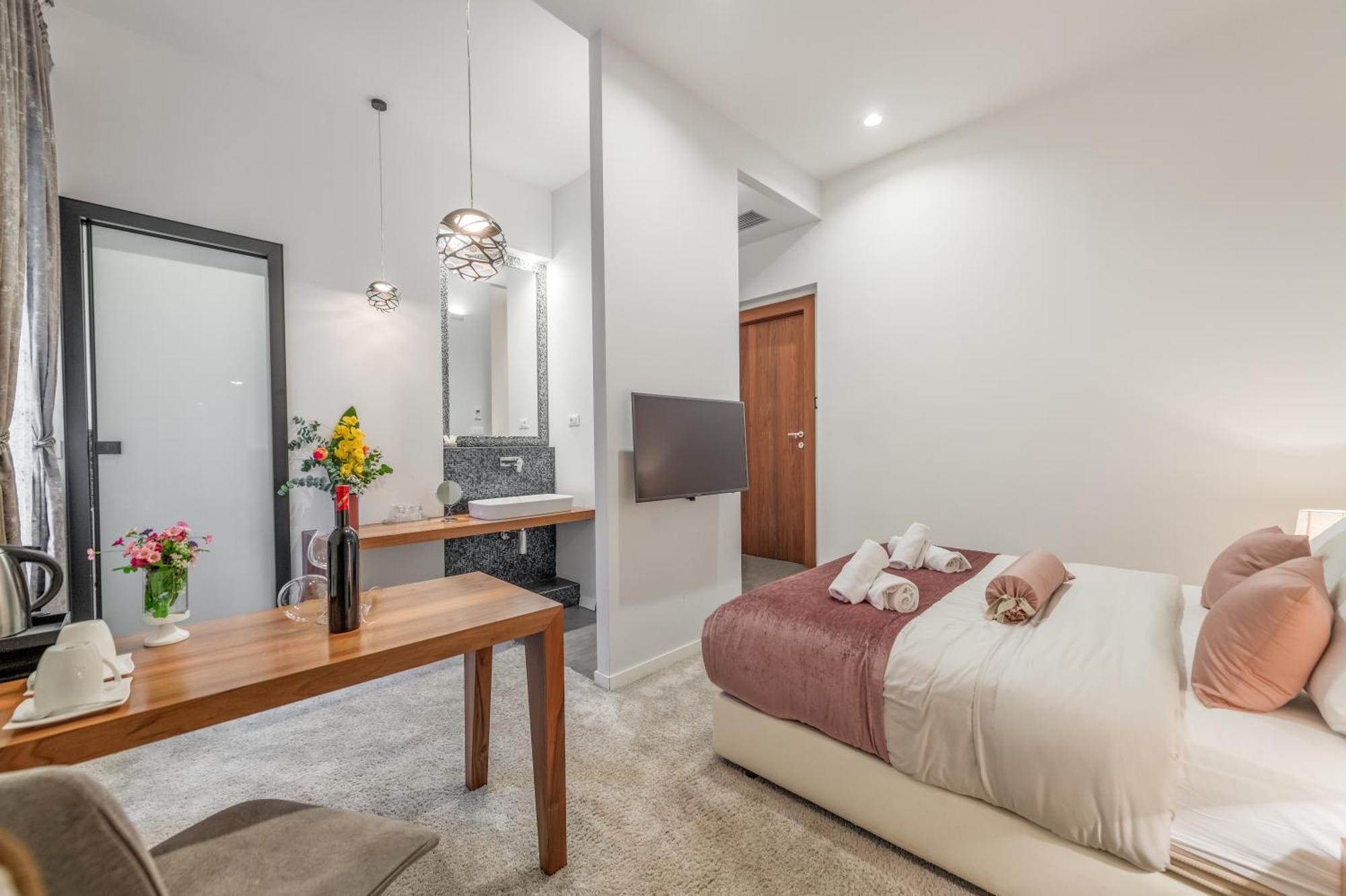 Starlight Luxury Suites Split Bagian luar foto