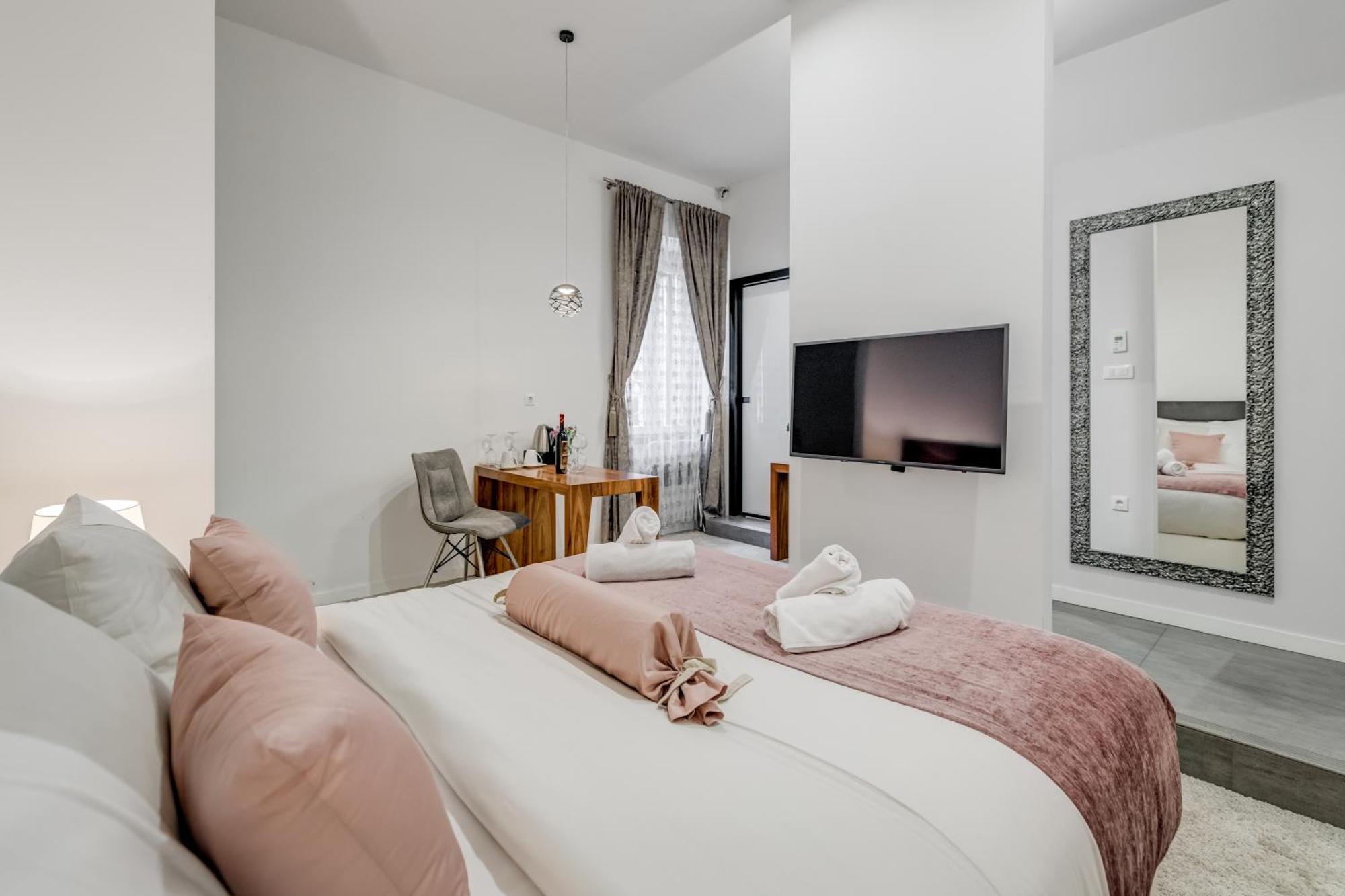 Starlight Luxury Suites Split Bagian luar foto
