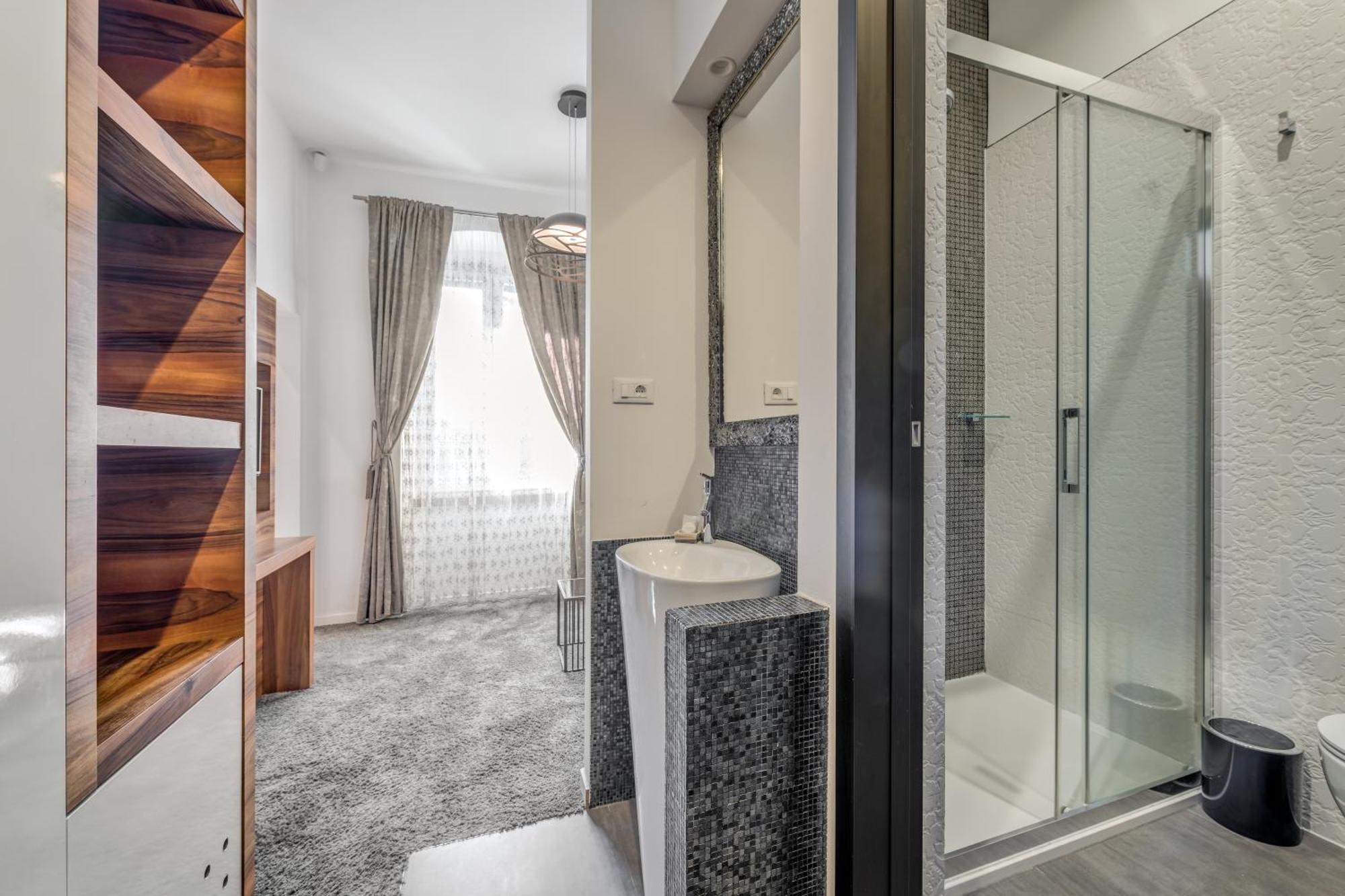 Starlight Luxury Suites Split Bagian luar foto